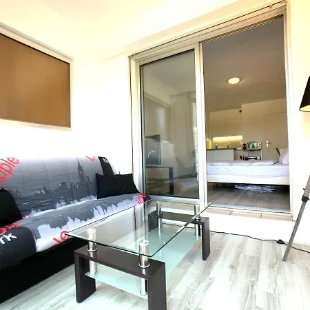 Homeplacestay Antibes